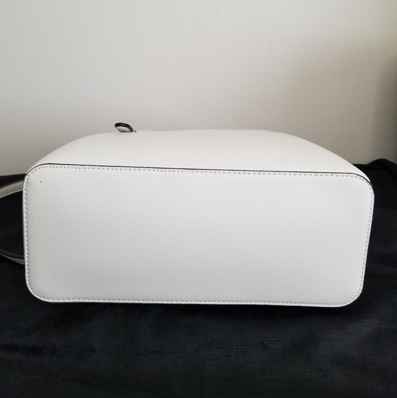 SOLD DKNY| Vegan White Graffiti Satchel/Crossbody Paige Md - Picture 5 of 12